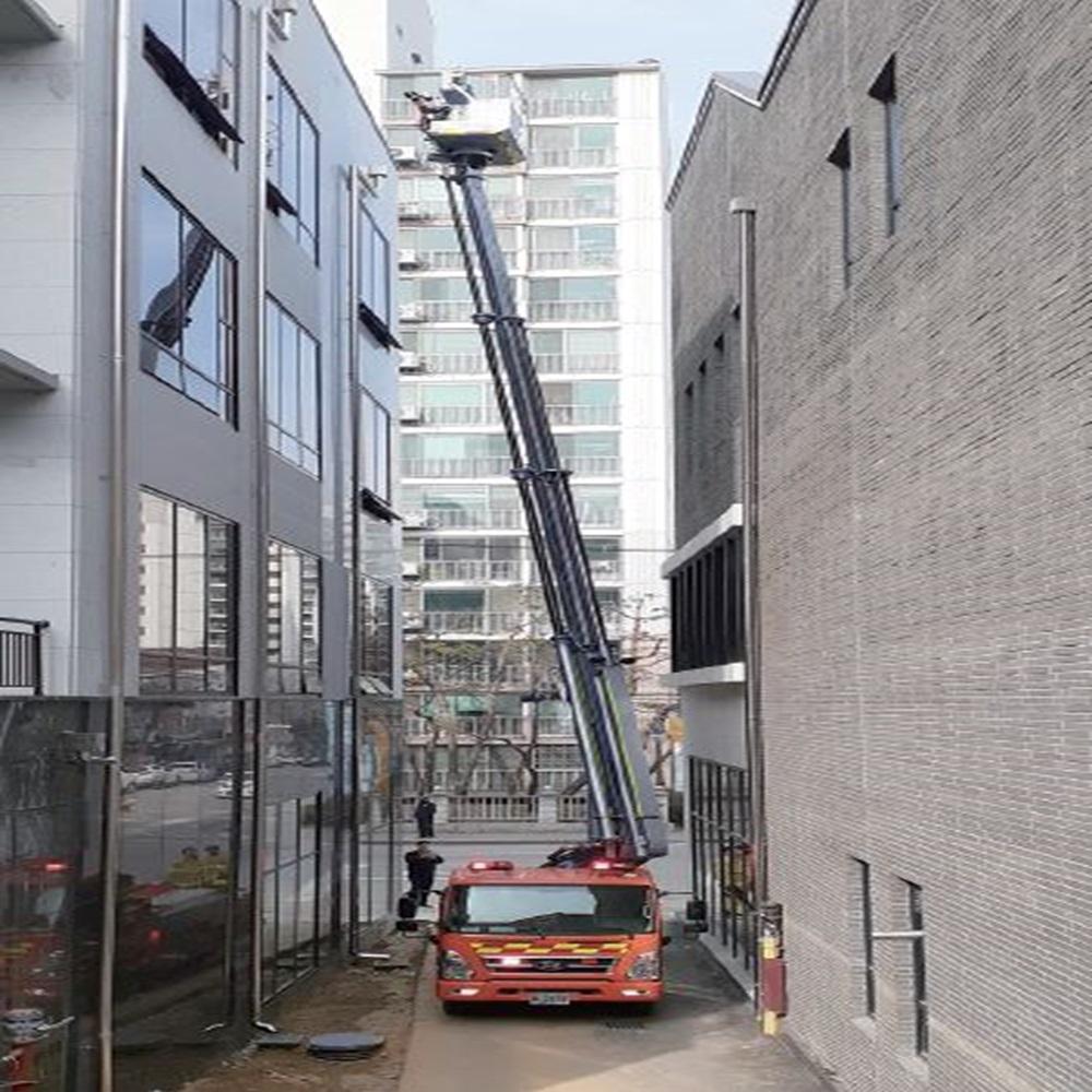 Jinwoo SMC Compact boom fire-fighting vehicle(3.5ton)